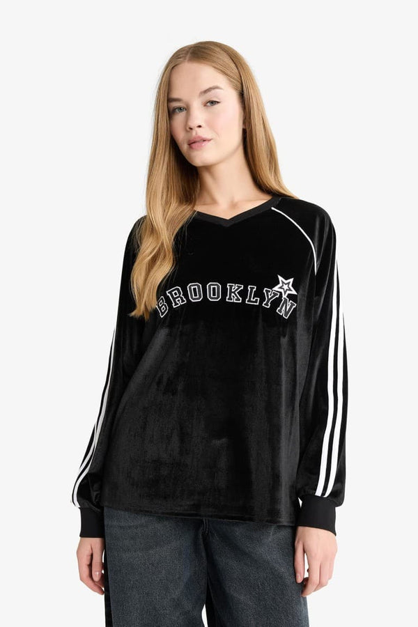 Oversize Wide Fit V-Neck Printed Velvet Sweatshirt