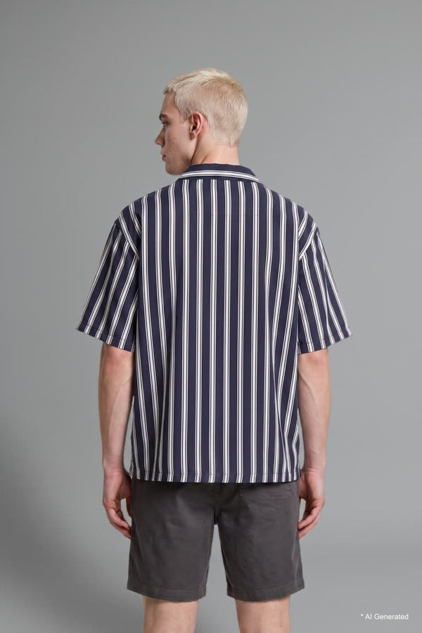 Boxy Fit, Apaş Collar Printed Striped Short Sleeve Shirt