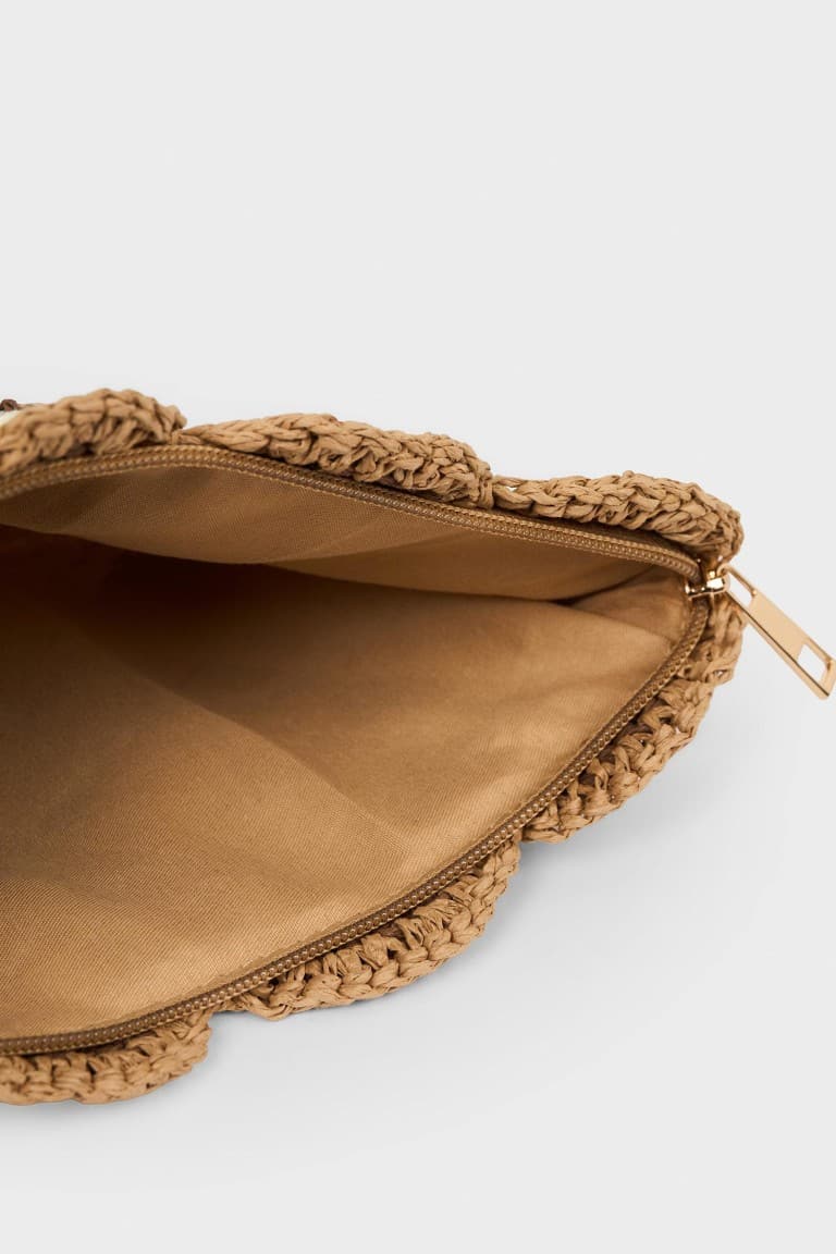 Women Knitted Floral Motif Shoulder Bag