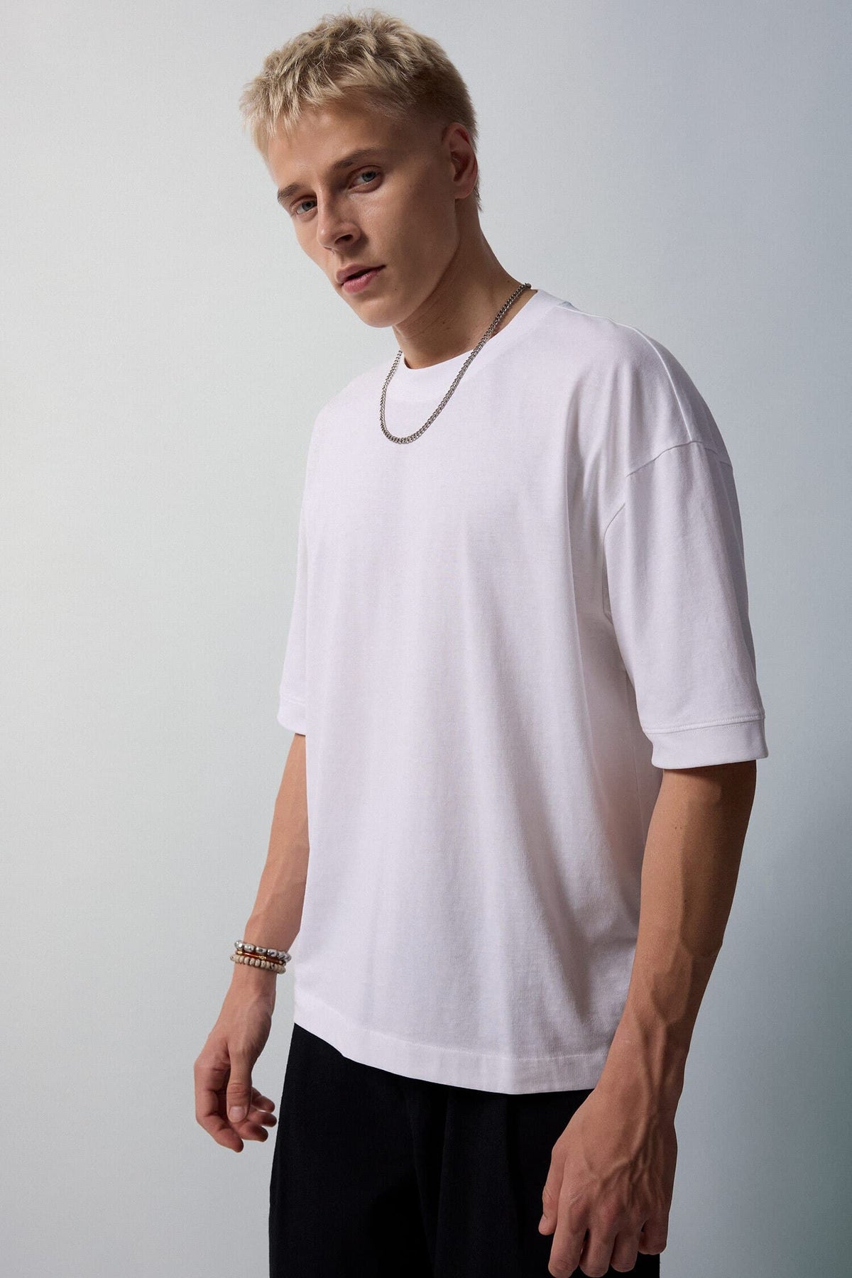 100% Cotton Loose Fit Basic T-Shirt Main image