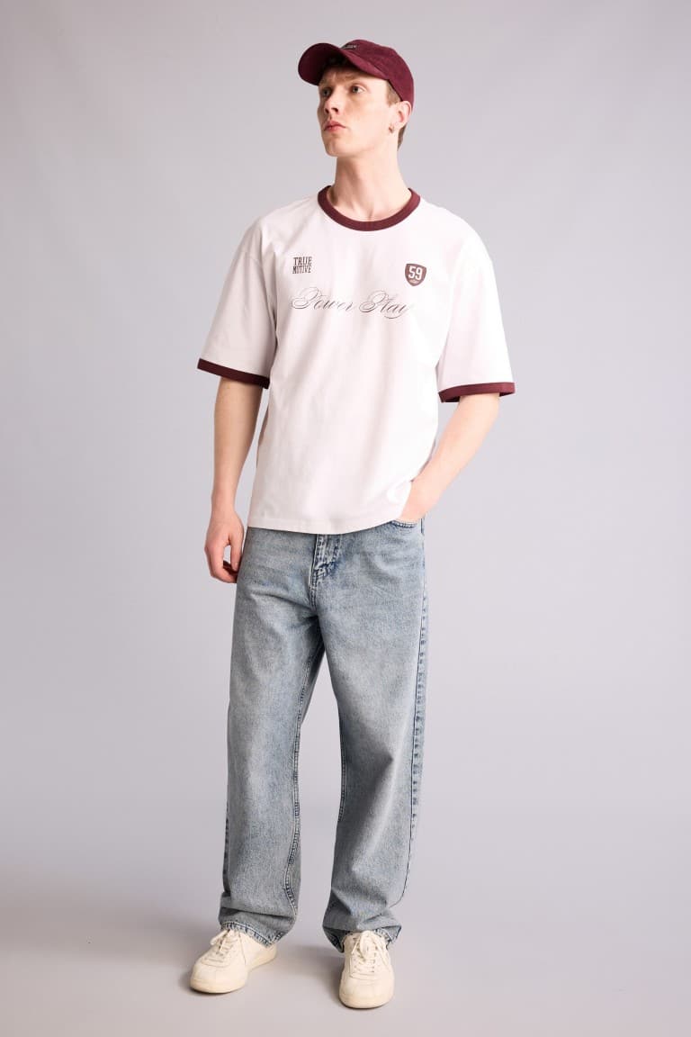 100% Cotton Boxy Fit Printed T-Shirt Secondary image