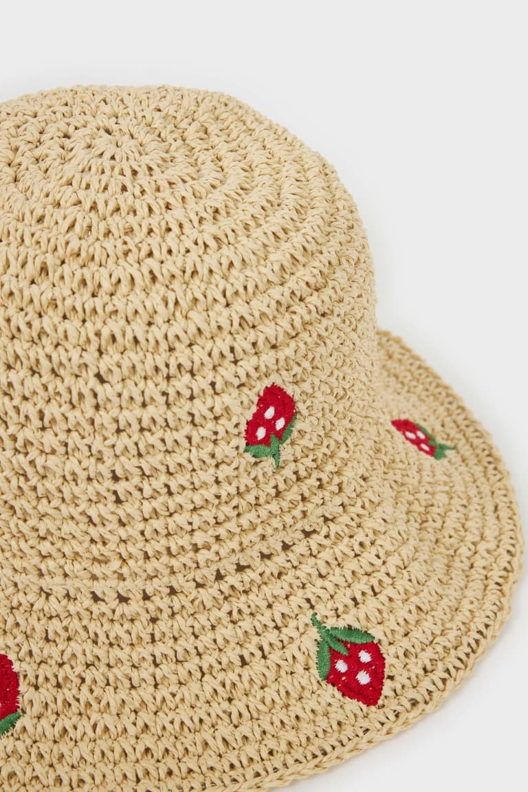 Straw Hat Girl