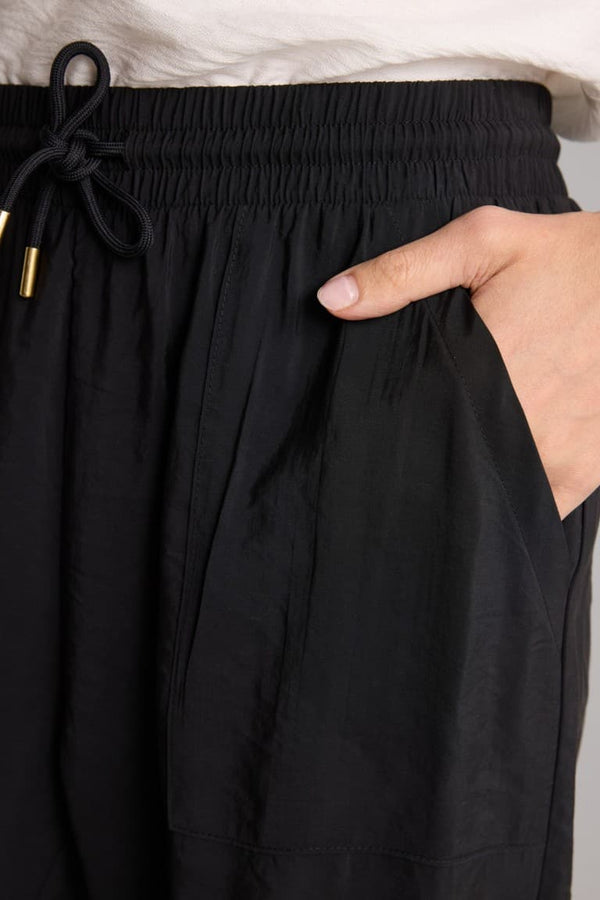Jogger Fit Pocket Detailed Normal Waist Jogger Leg Long Modal Trousers