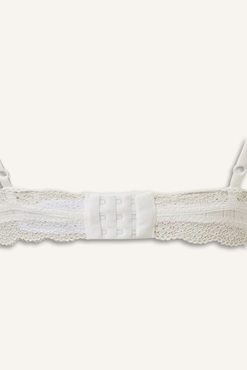 Lace Detailed Removable Cap Removable Padded Non-Wired White Closed Bralette