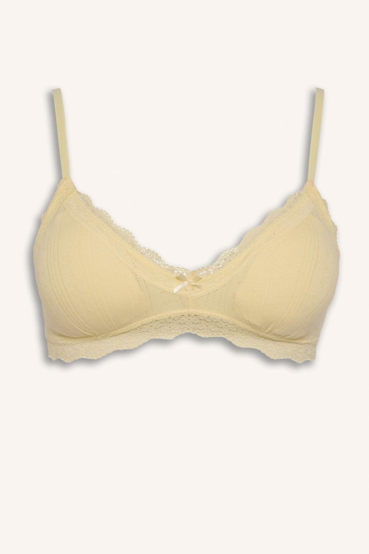 Lace Detailed Removable Cap Removable Padded Non-Wired White Closed Bralette