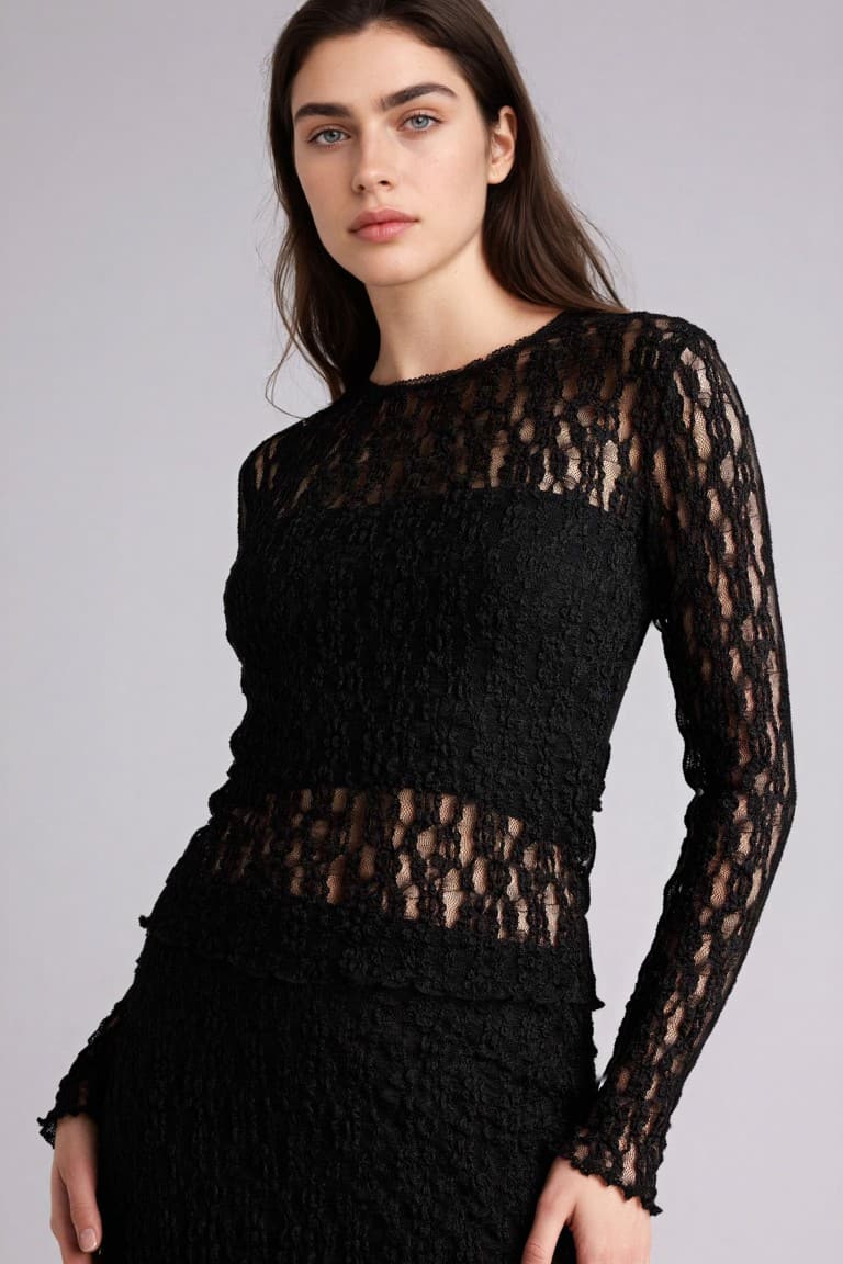 Fitted Lace T-Shirt