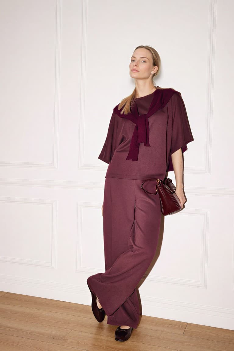 Straıght Fit Straight Leg Trousers Secondary image