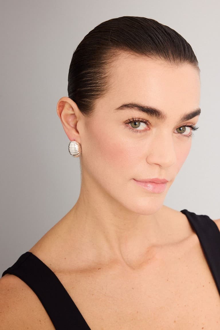 Women 2-Pack Earrings Secondary image