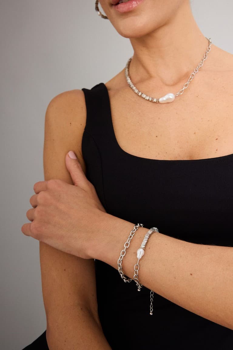 Women 2-Piece Bracelet Secondary image