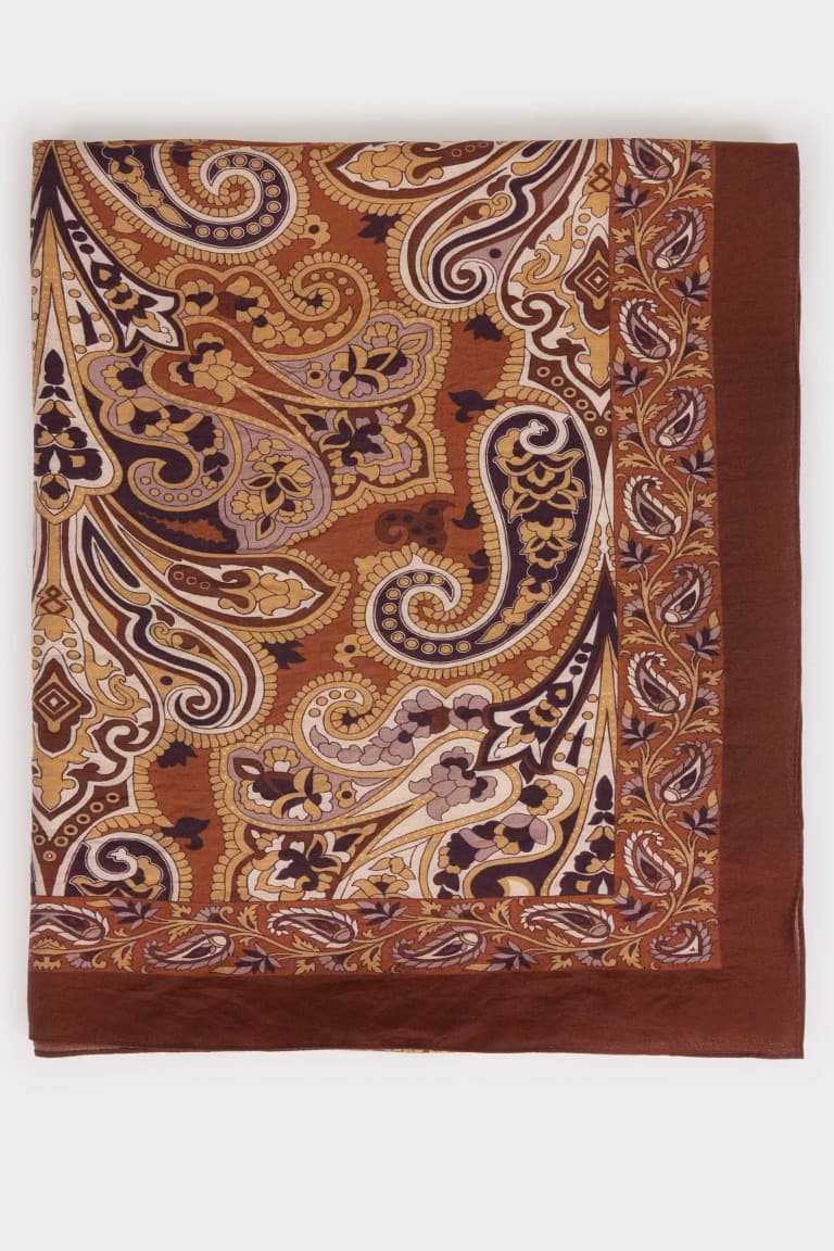 Women Shawl Secondary image