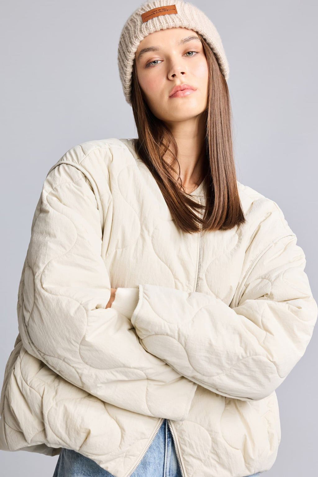 Water Repellent Quilted Stitched Zippered Balloon Fit Coat