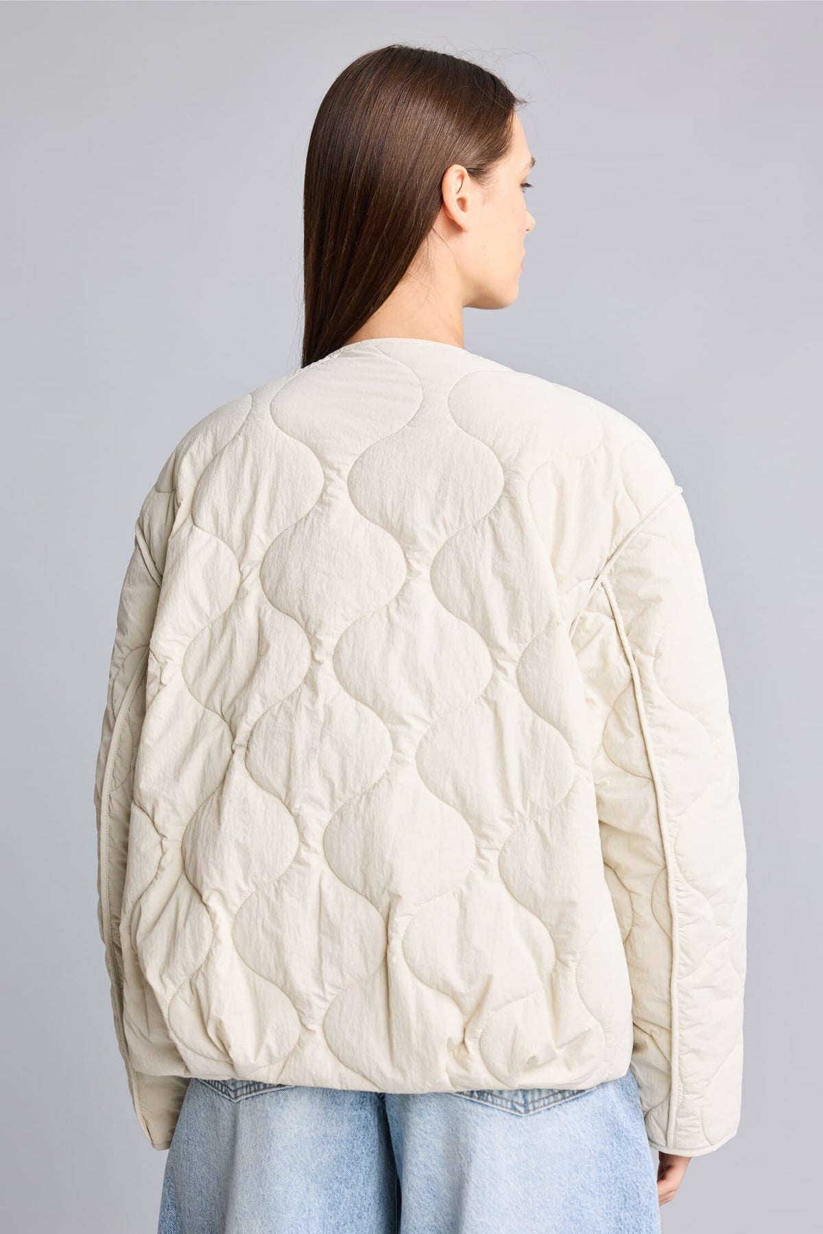Water Repellent Quilted Stitched Zippered Balloon Fit Coat