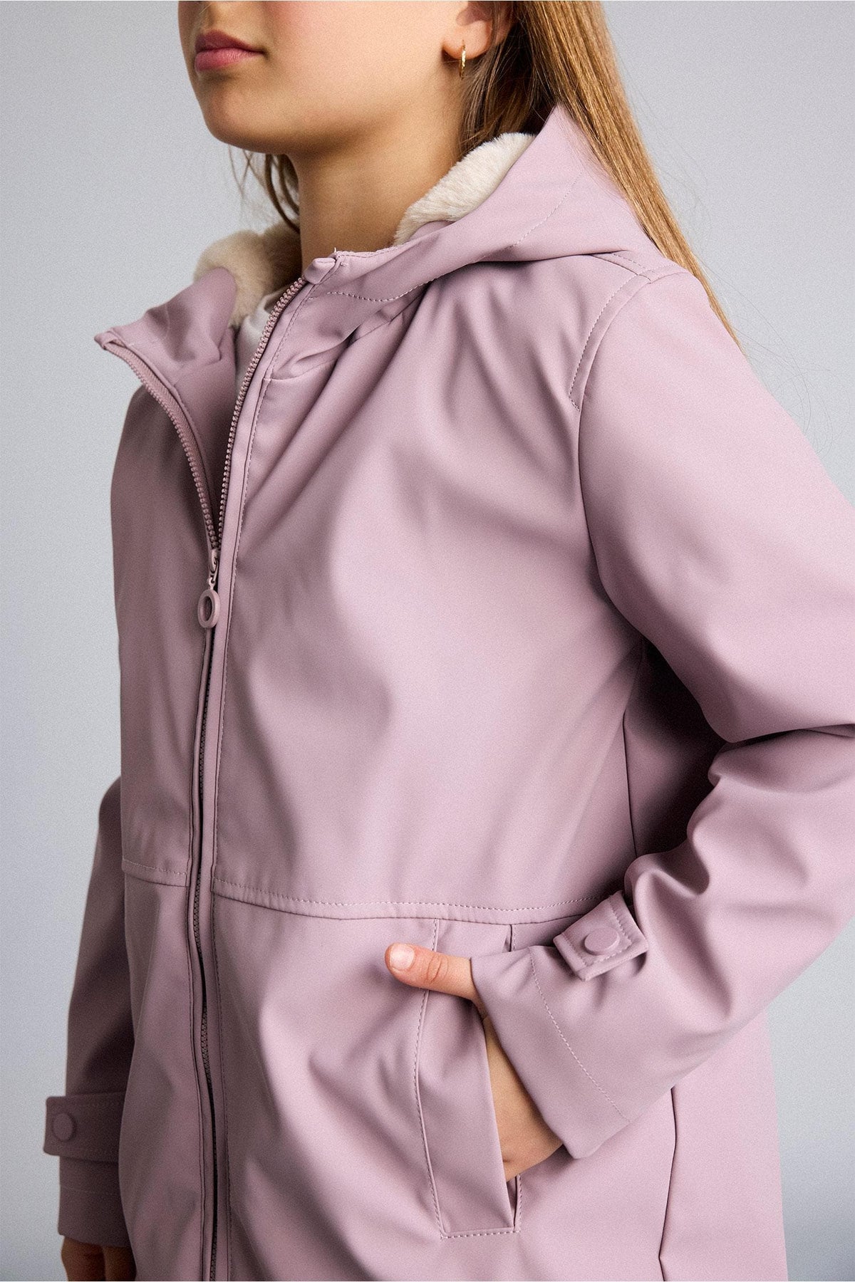Water Repellent Plush Zipper Hooded Rose Color Raincoat Girls