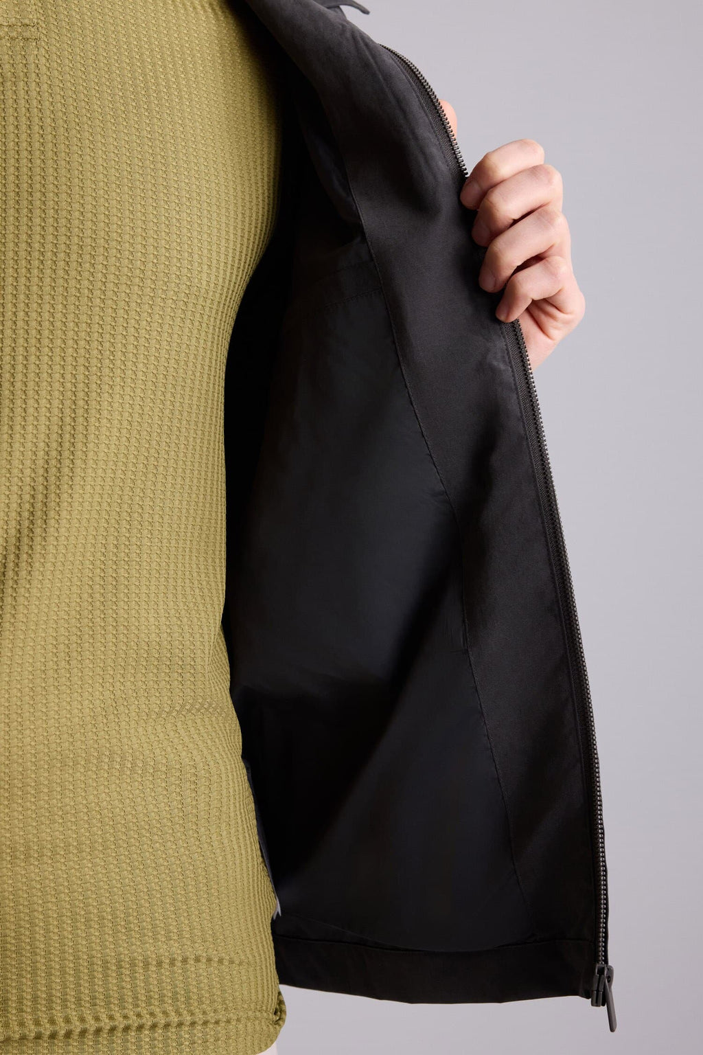 Ultra Light Slim Fit Polo Collar Zippered Coat