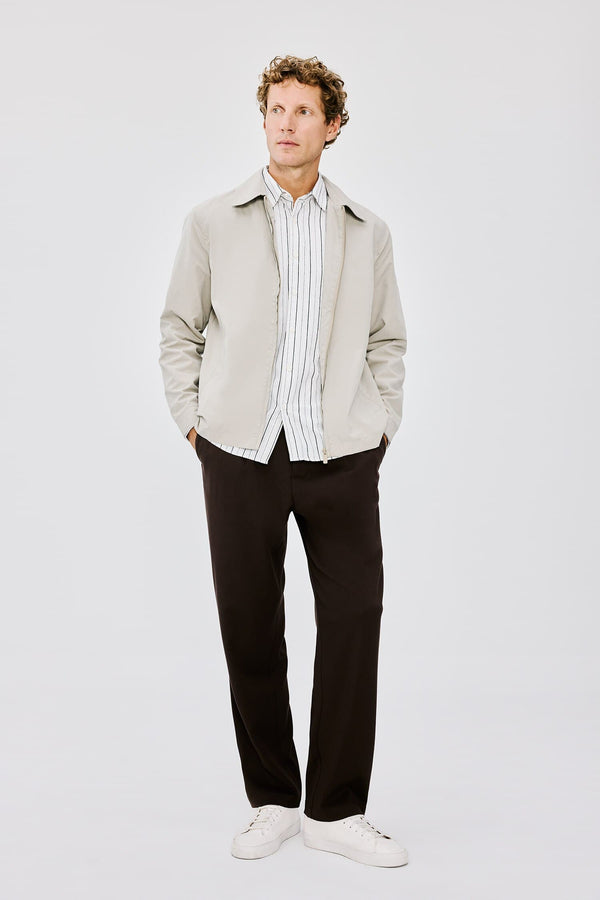 Ultra Light Slim Fit Polo Collar Zippered Coat