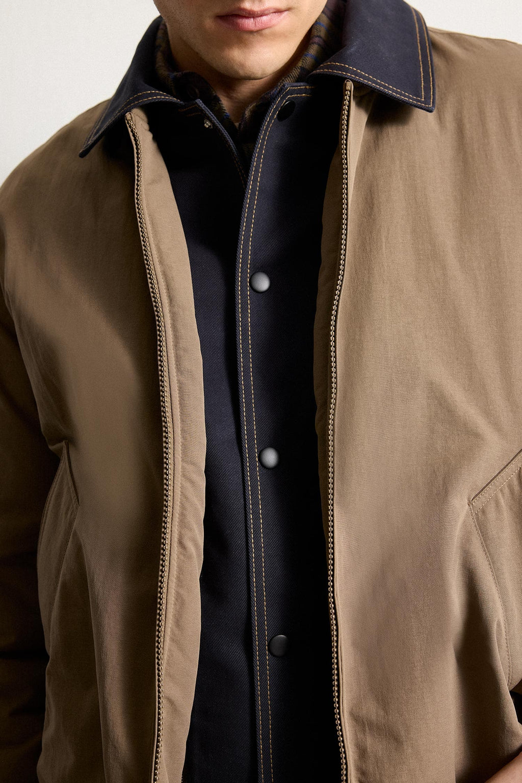 Contrast Collar Regular Fit Zippered Coat