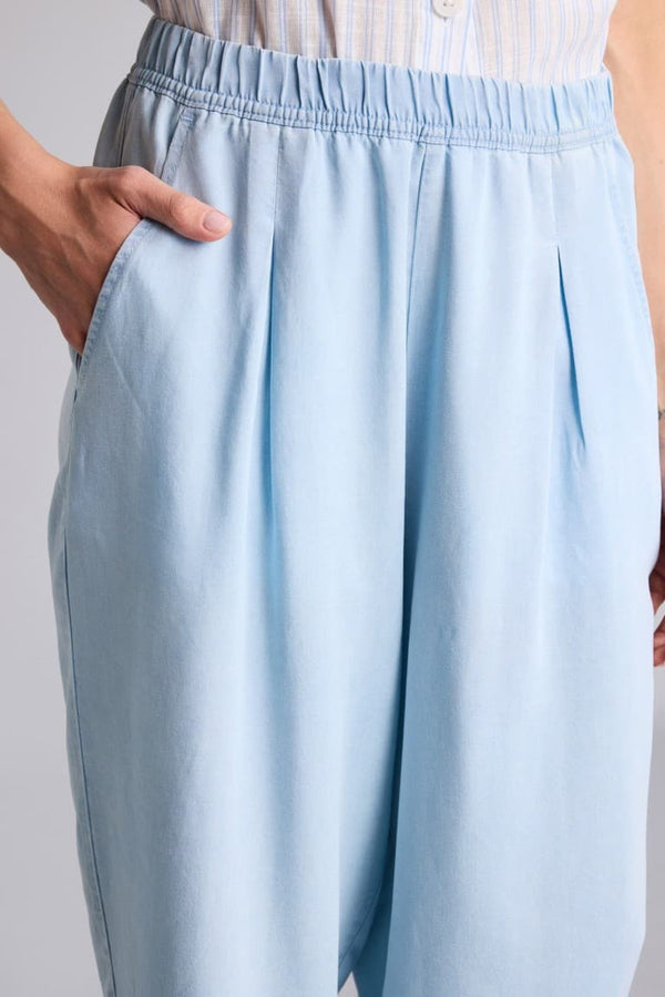 Barrel Fit High Waist Crop Fluid Fabric Light Blue Trousers