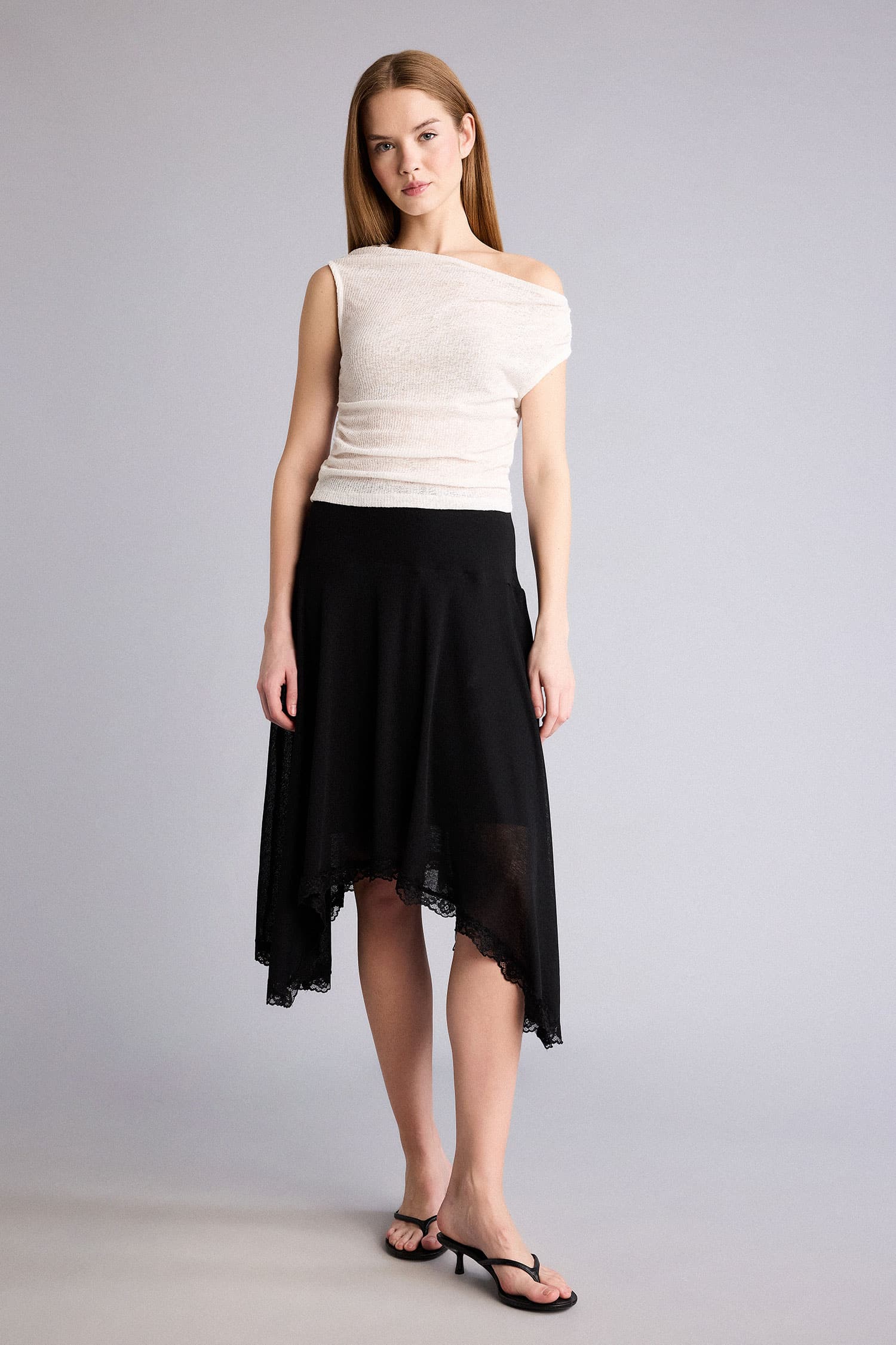 Asymmetrical Regular Waist Crepe Midi Skirt Secondary image