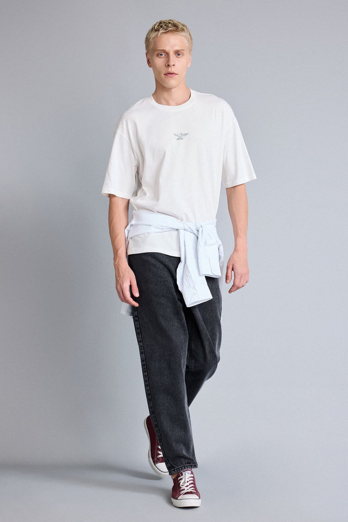 Balloon Fit Normal Waist Tapered Leg Jeans Main image