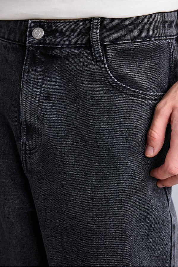 Balloon Fit Normal Waist Tapered Leg Jeans