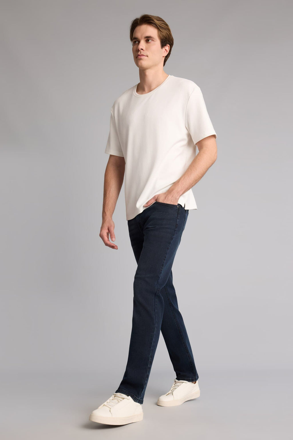 Sergio Regular Fit Regular Waist Pipe Leg Straight Leg Jeans
