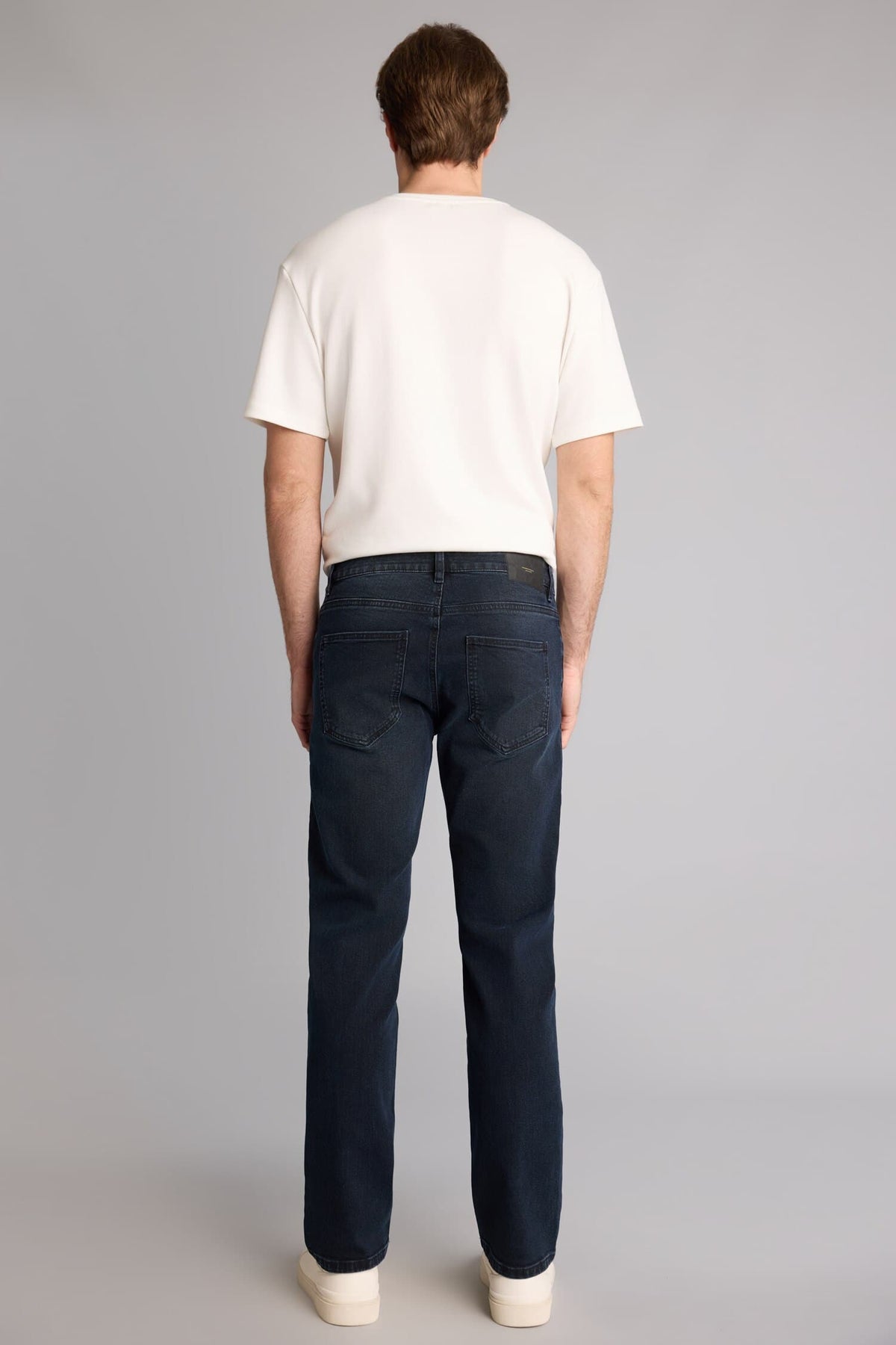 Sergio Regular Fit Regular Waist Pipe Leg Straight Leg Jeans