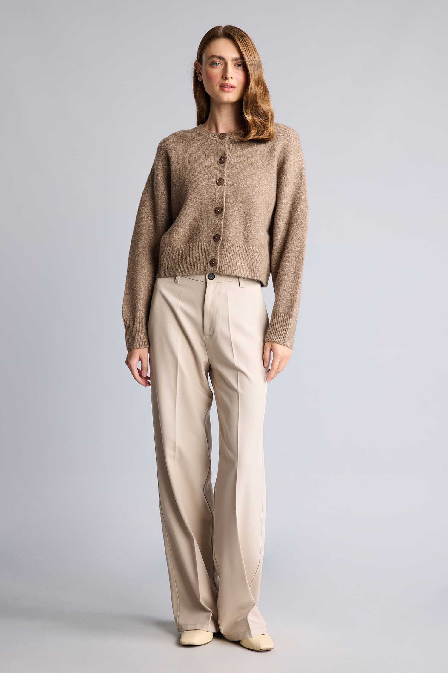 Regular Crew Neck Buttoned Long Sleeve Cardigan Secondary image