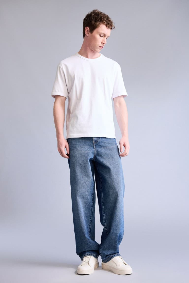 Super Baggy Fit Straight Leg Jeans