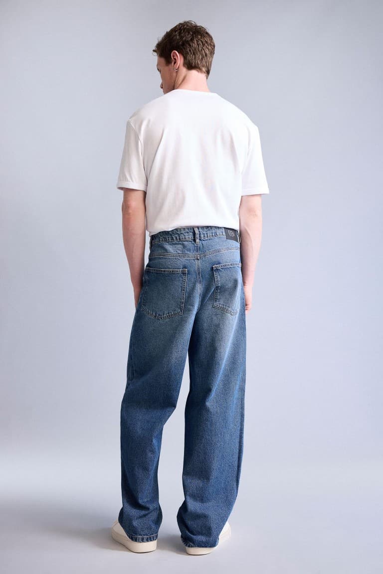 Super Baggy Fit Straight Leg Jeans