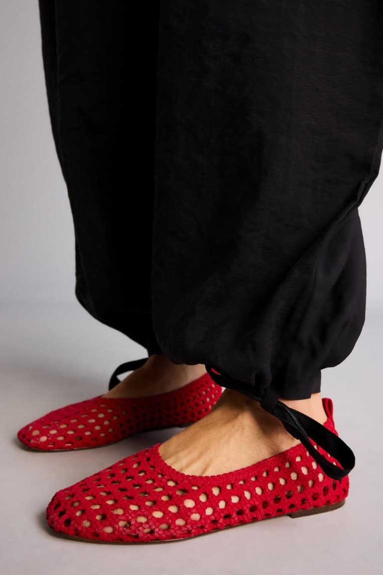 Balloon Fit-Waist Elastic Modal Trousers