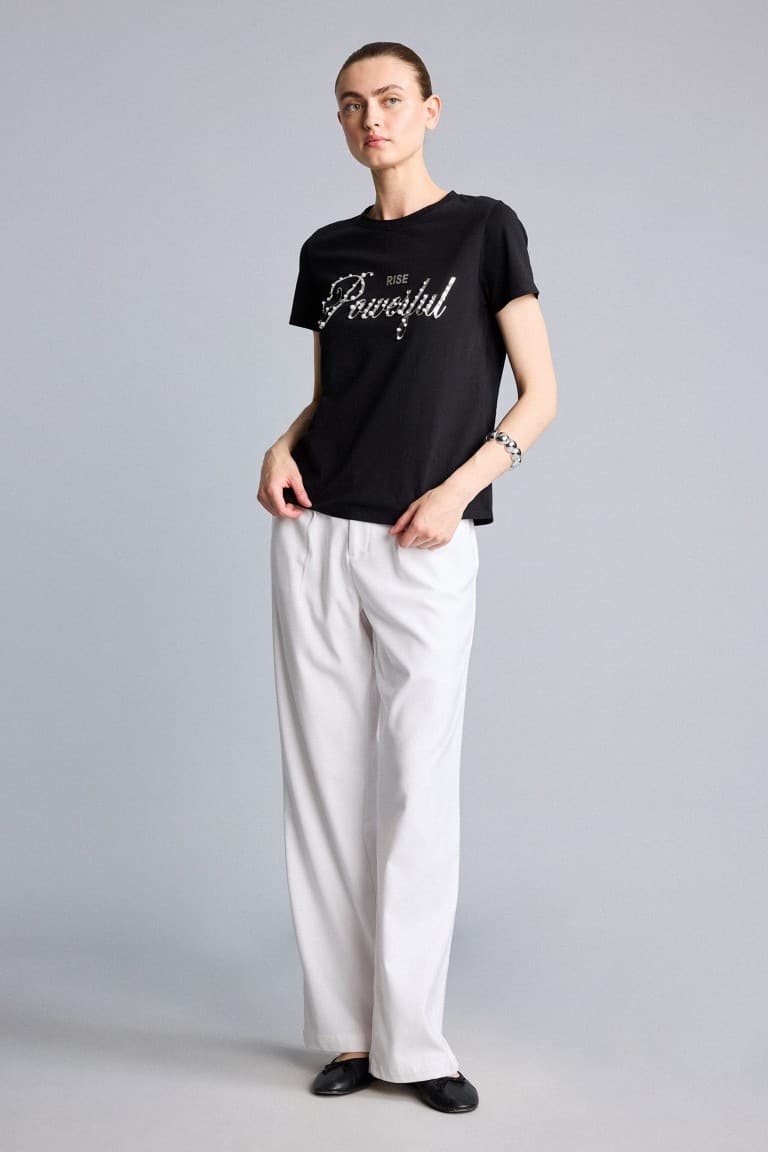 Regular Crew Neck 3D Combed Short Sleeve T-Shirt Secondary image