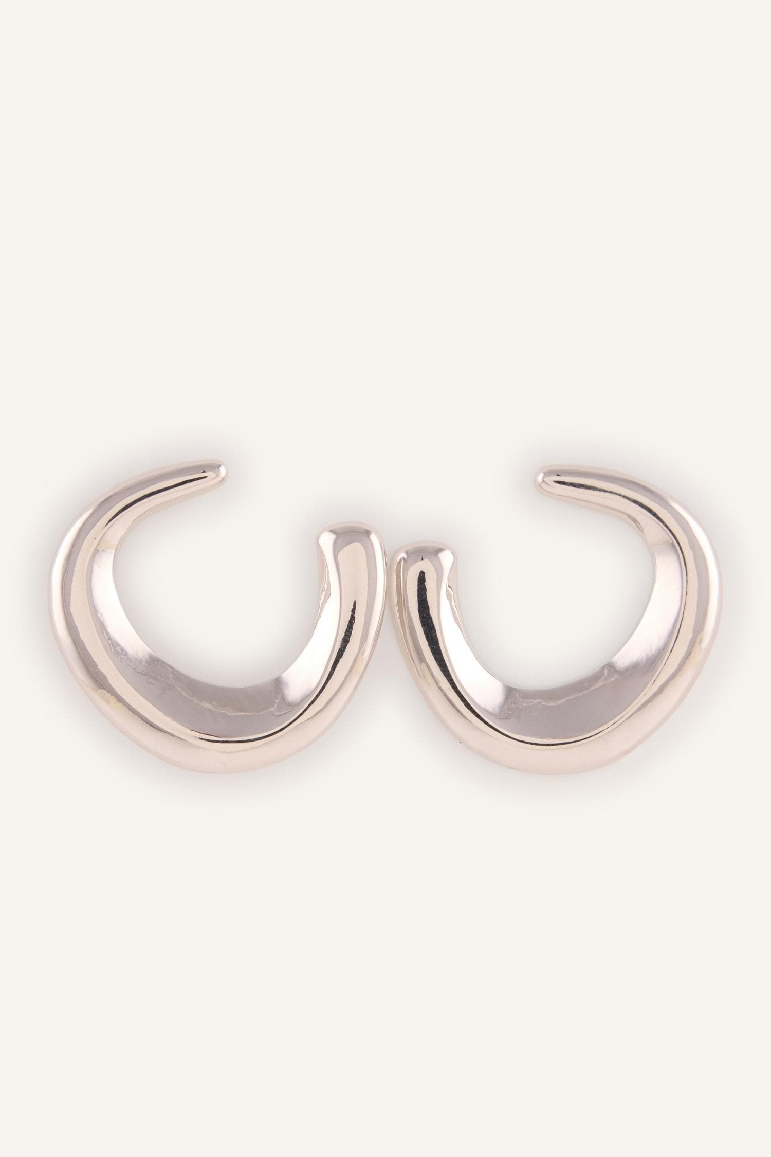 Women Earrings Secondary image
