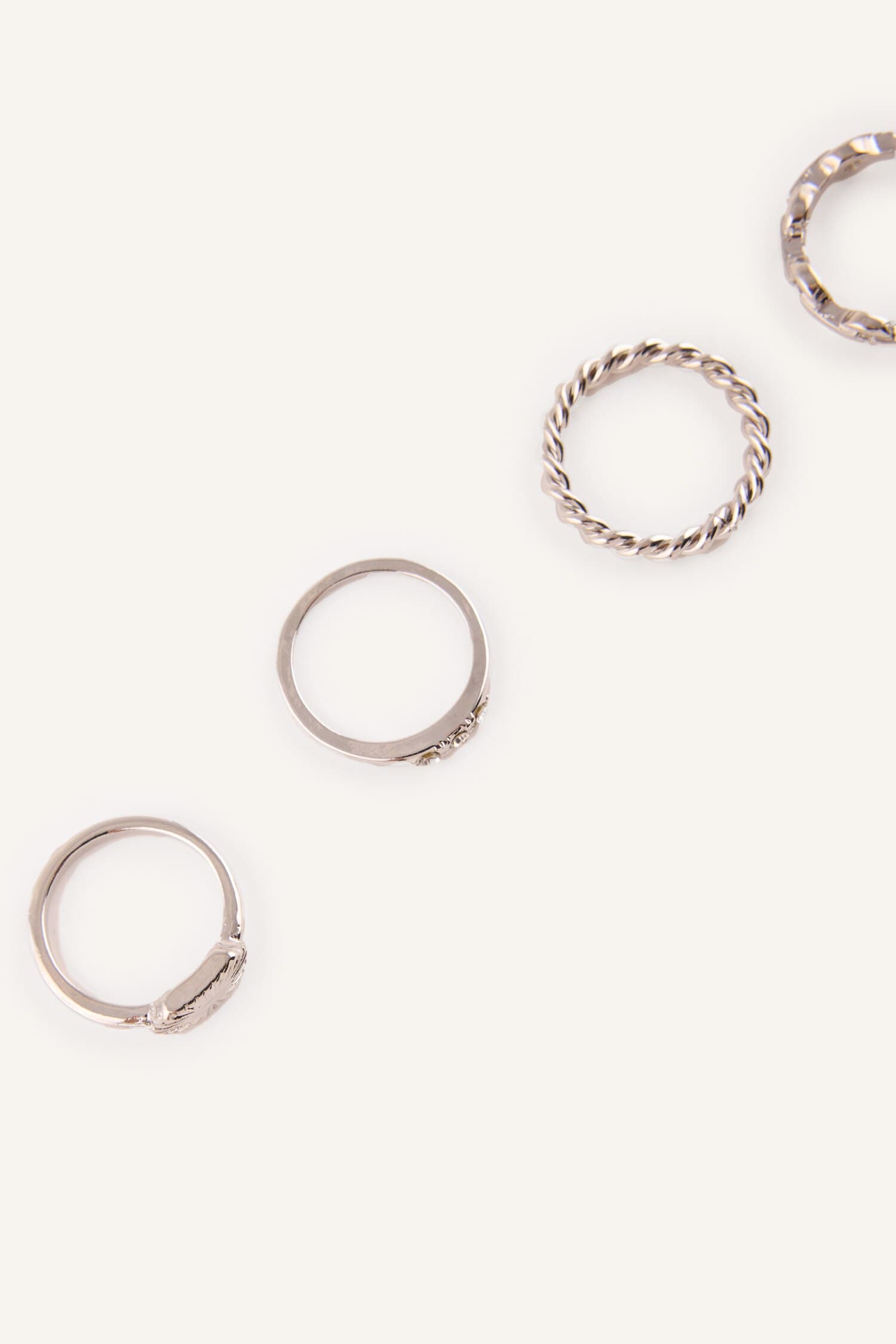 Women 5-Piece Ring Set Secondary image