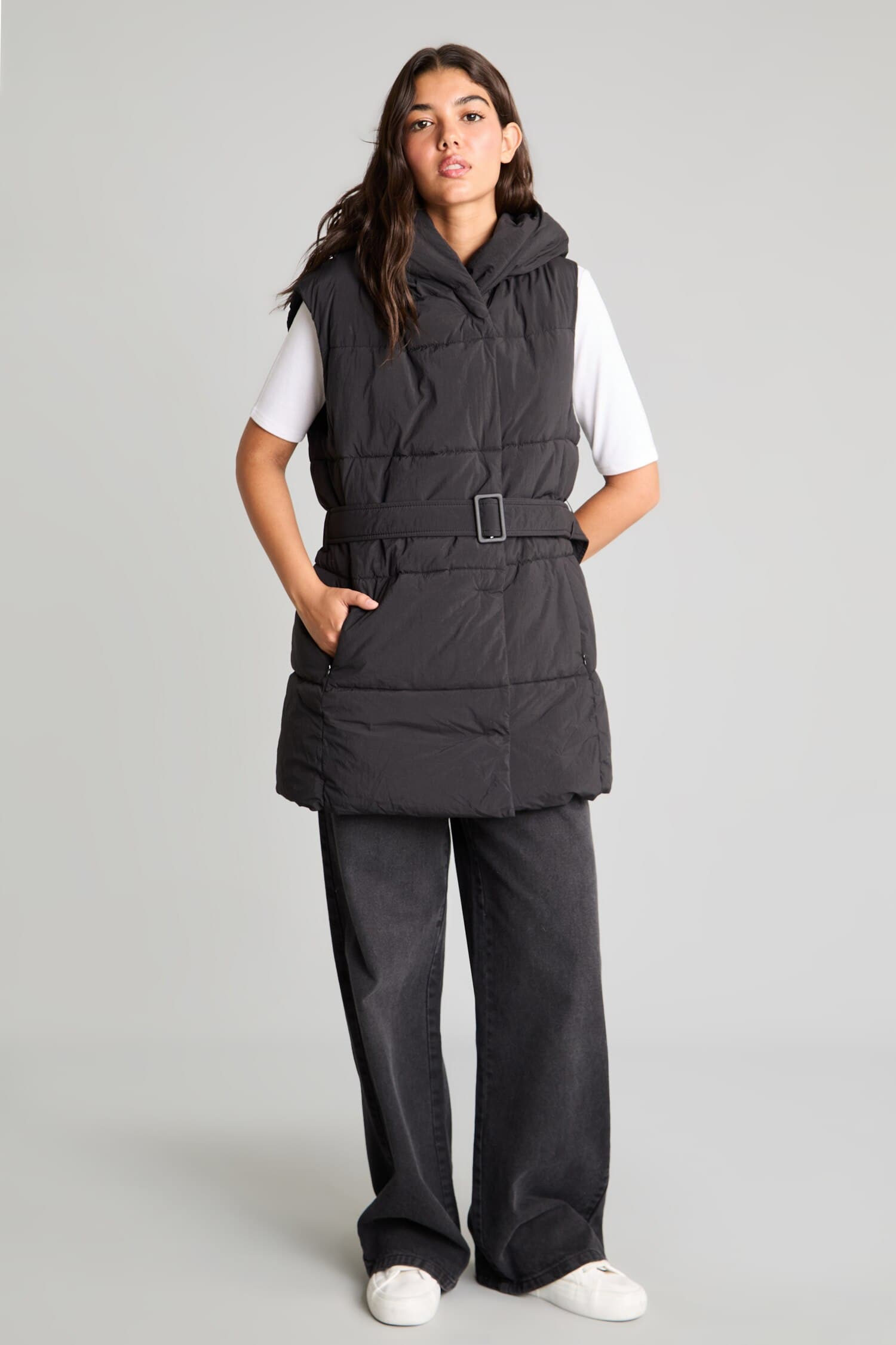 Regular Fit Hooded Vest Secondary image