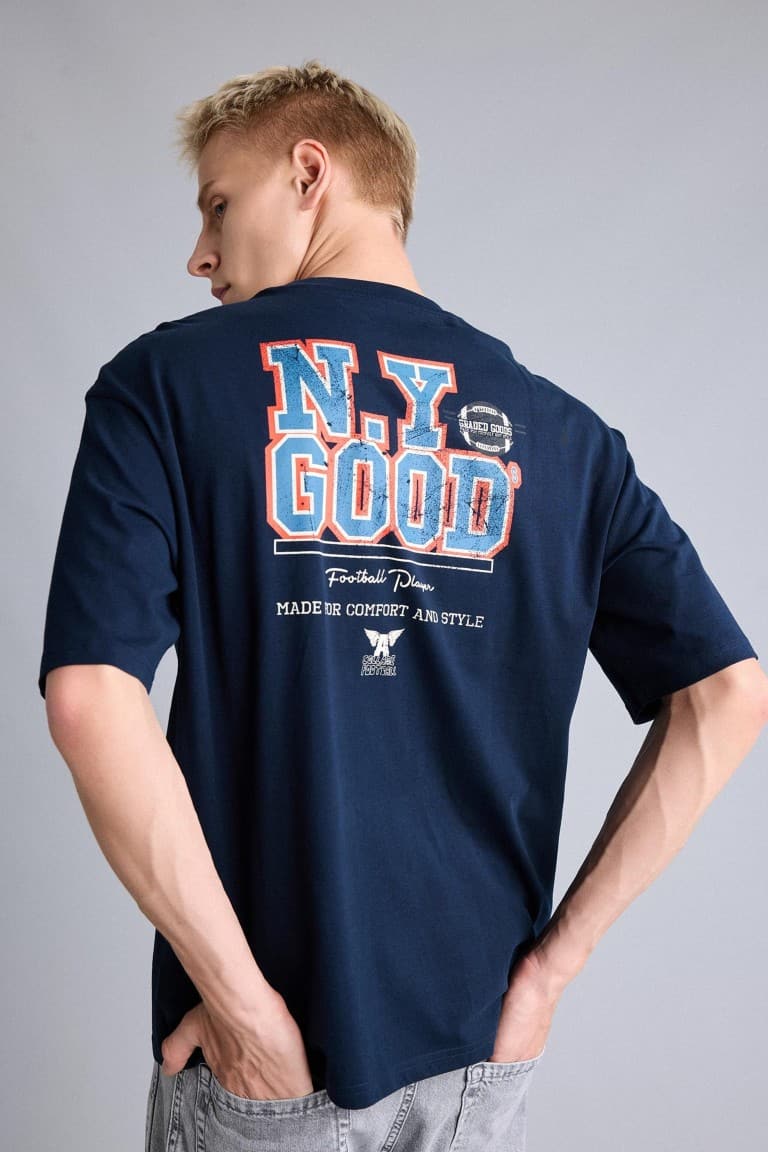 Boxy Fit Short Sleeve T-Shirt with Text Print on the Back