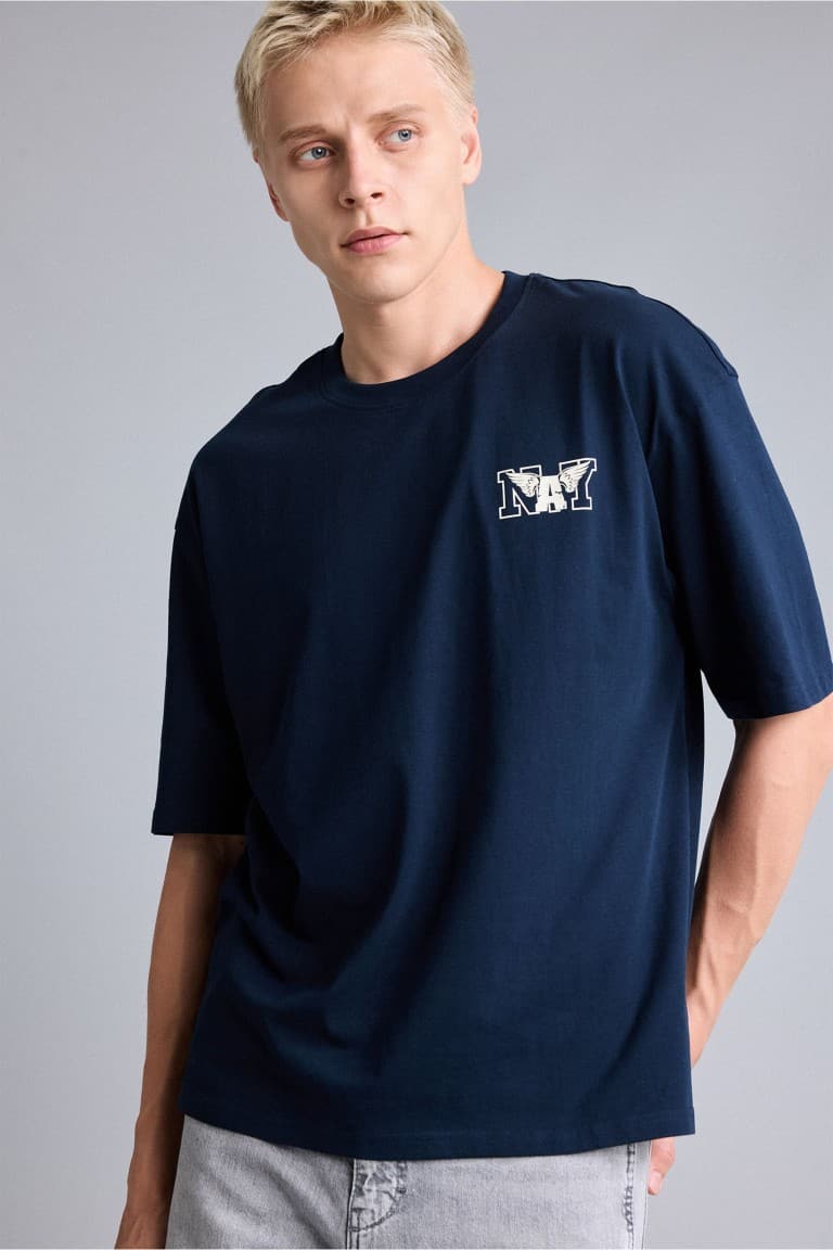 Boxy Fit Short Sleeve T-Shirt with Text Print on the Back