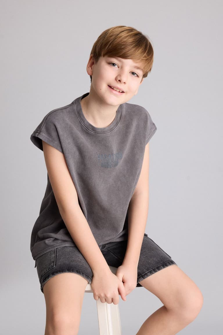 100% Cotton Crew Neck Sleeveless Printed T-Shirt Boy Main image