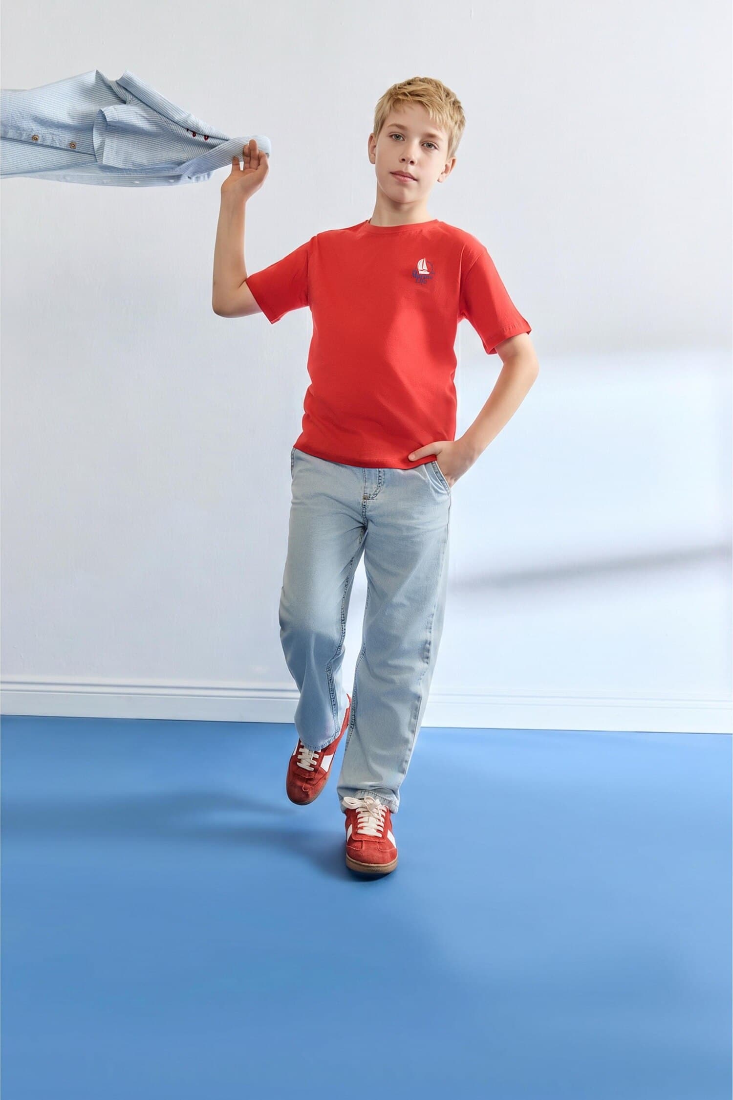 100% Cotton New Regular Fit Crew Neck Printed Short Sleeve Red T-Shirt Boys Secondary image