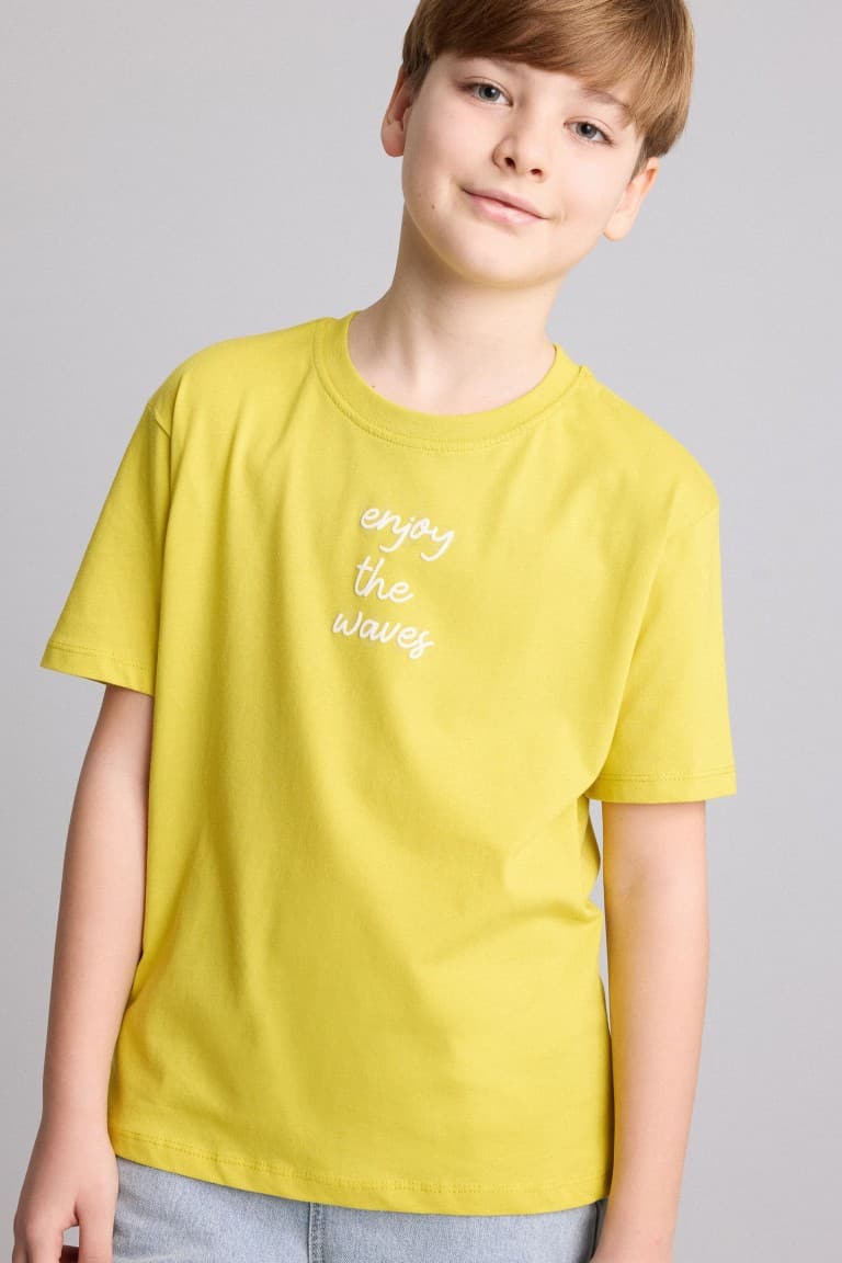 100% Cotton New Regular Crew Neck Printed Short Sleeve T-Shirt Boy