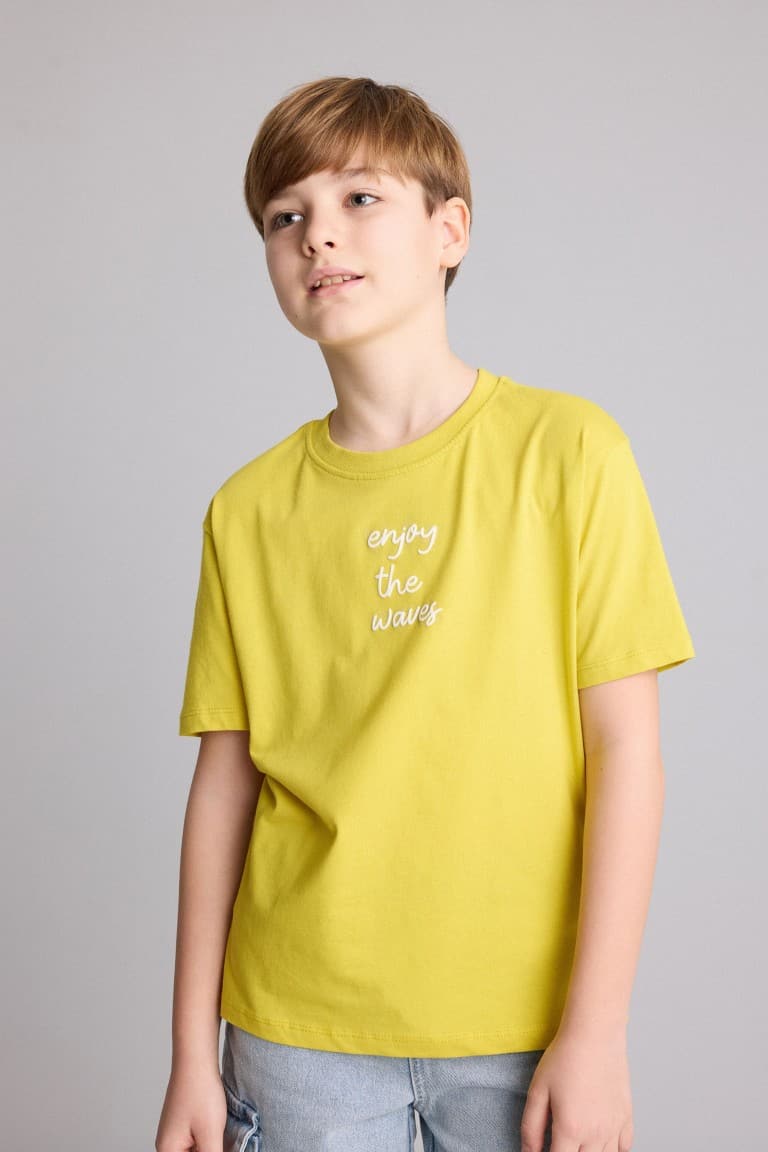 100% Cotton New Regular Crew Neck Printed Short Sleeve T-Shirt Boy