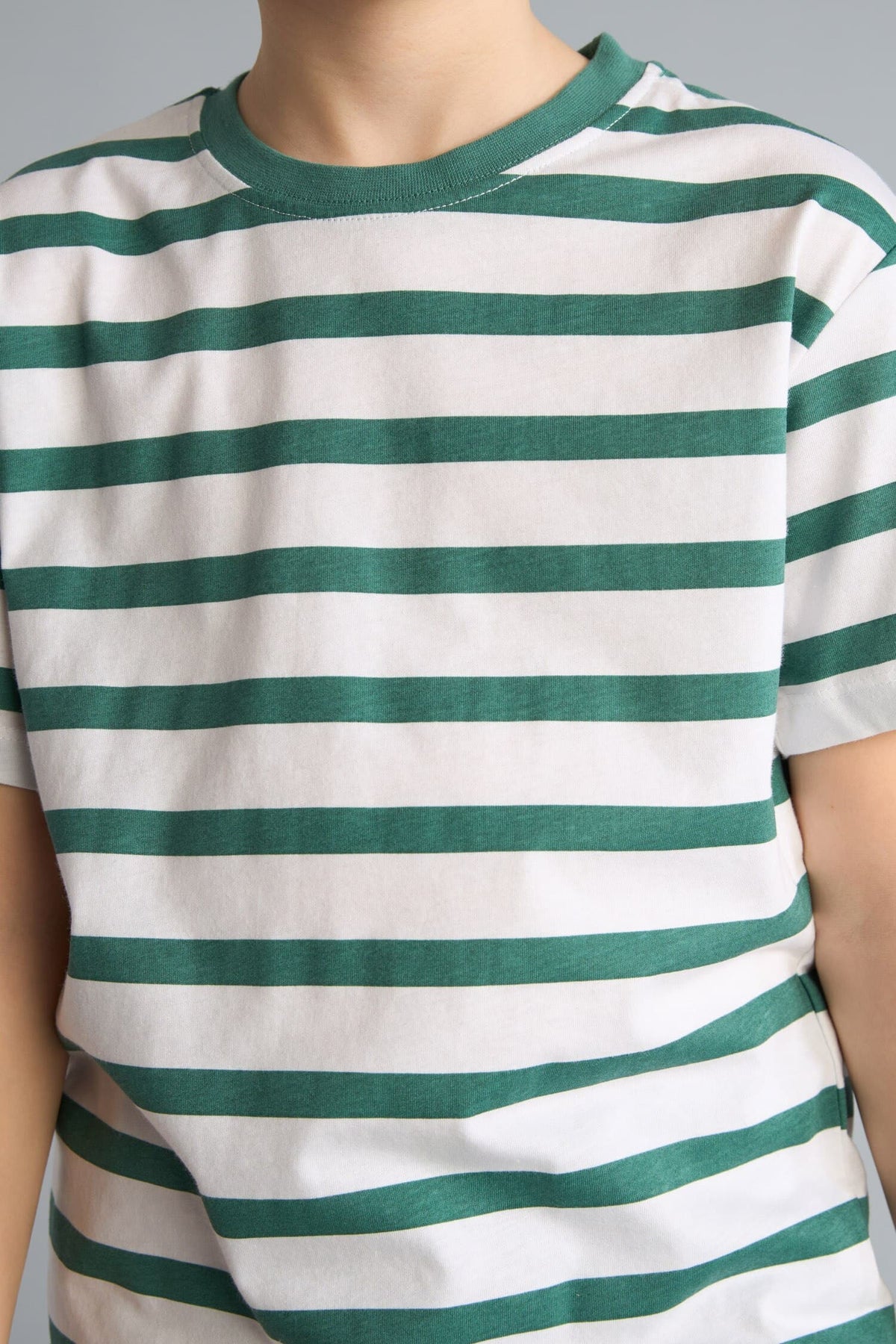 New Regular Crew Neck Striped Short Sleeve T-Shirt Boy