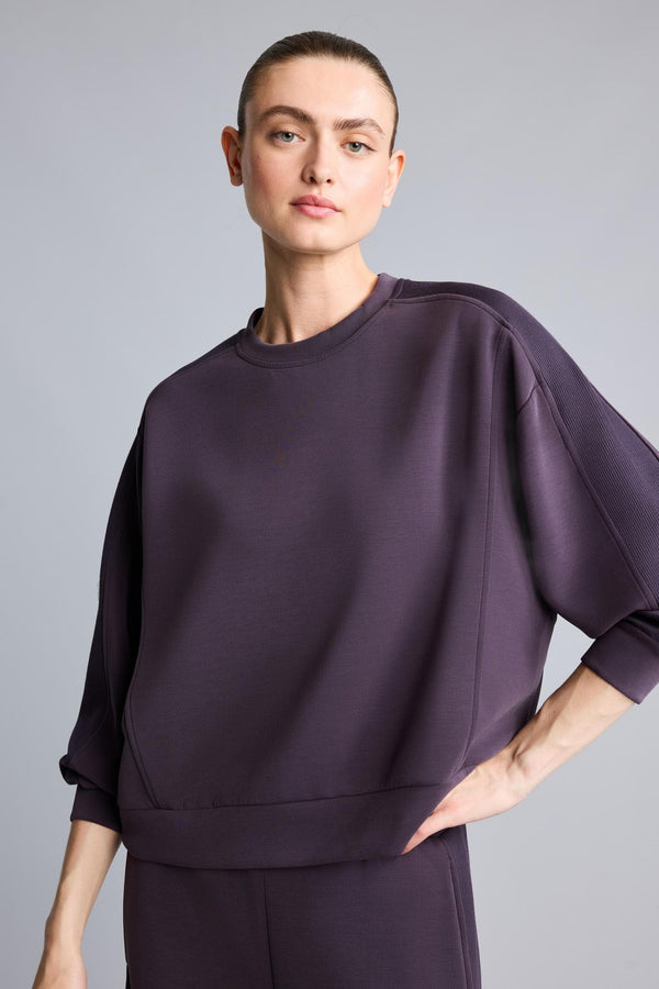 Ultra Soft Oversize Crew Neck Stitching Detailed Modal Sports Basic Sweatshirt
