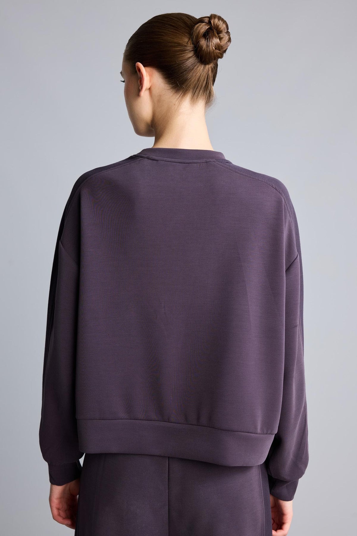 Ultra Soft Oversize Crew Neck Stitching Detailed Modal Sports Basic Sweatshirt