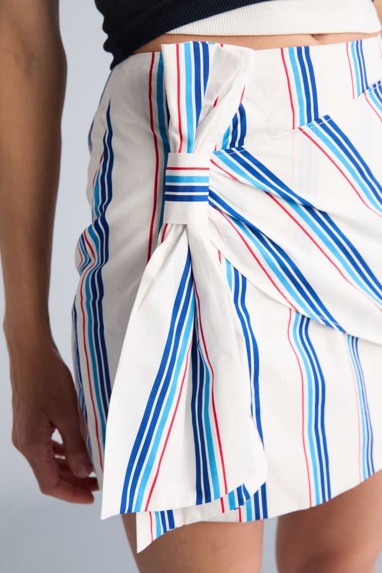 A Line Regular Waist Poplin Mini Skirt