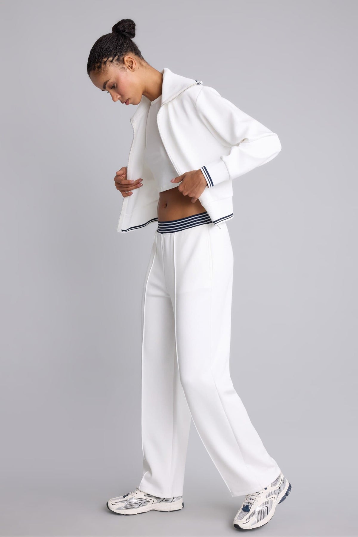 Straıght Fit Standard Leg Standard Length Modal Sports Trousers Main image