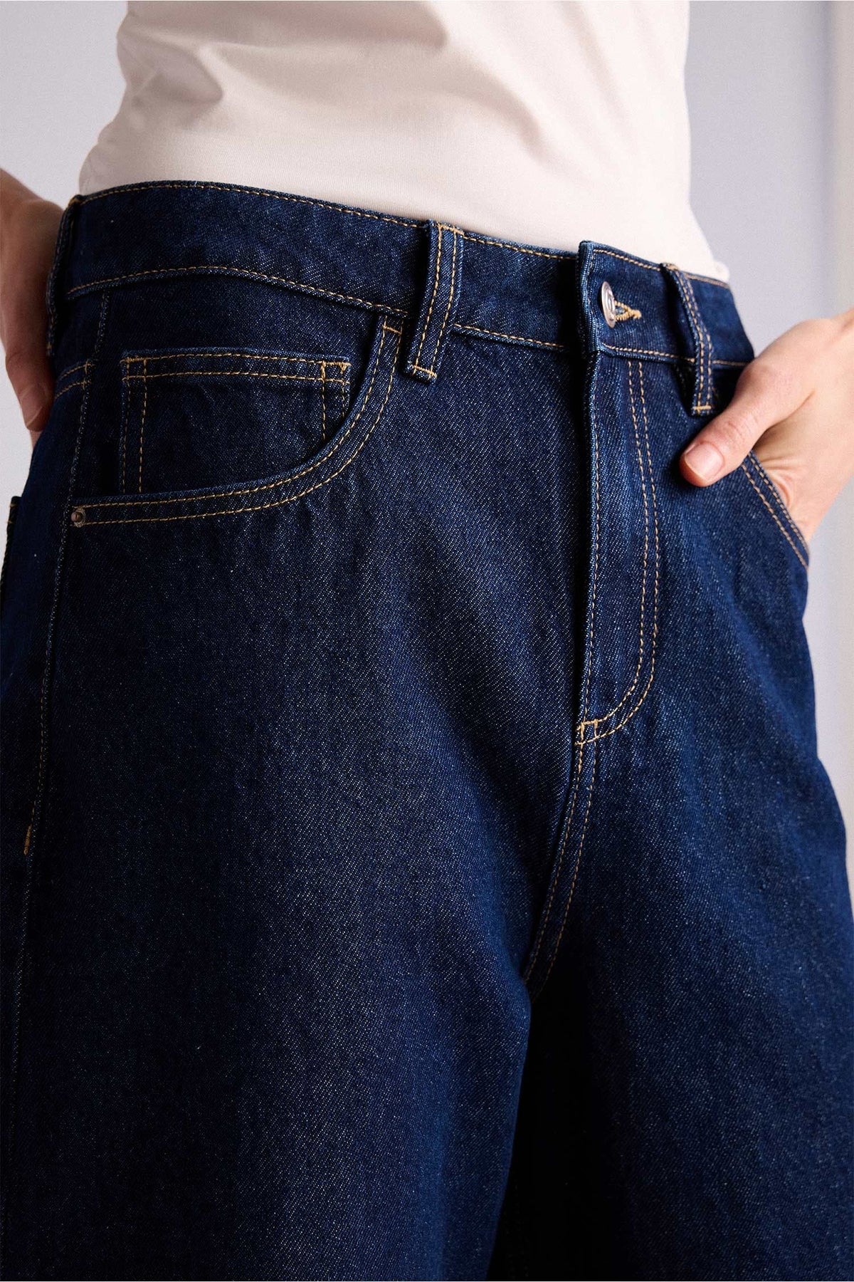 Relax Fit High Waist Straight Leg Long Jeans