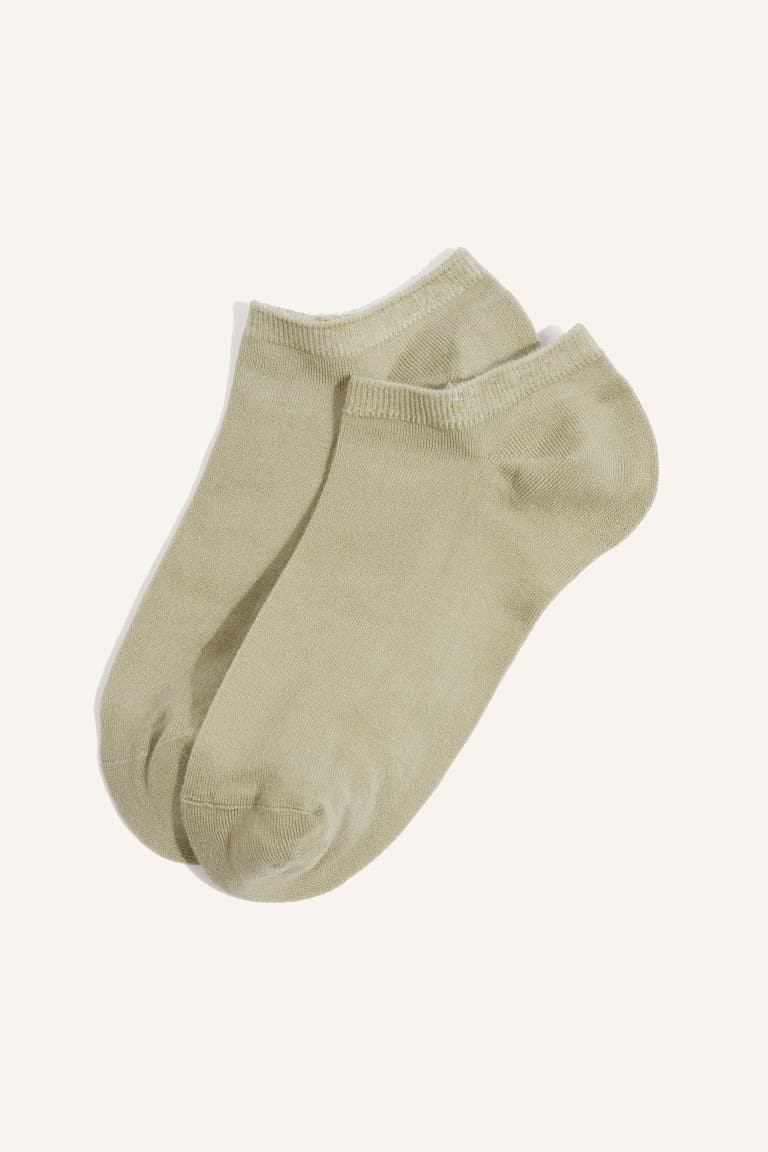 Women Seamless 2-Pack Modal Booties Socks