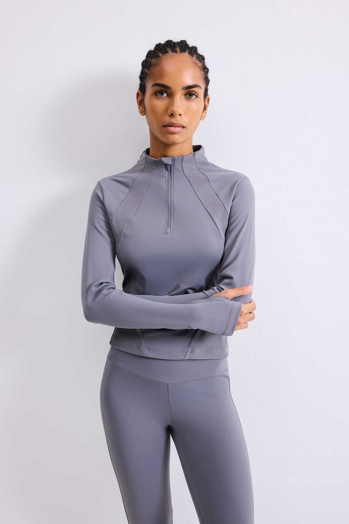 Slim Fit Stretchy Fabric Stand-Up Collar Half Zipper Sportsman Long Sleeve Basic T-Shirt