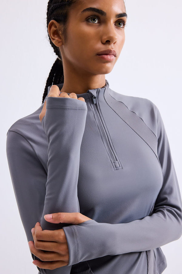 Slim Fit Stretchy Fabric Stand-Up Collar Half Zipper Sportsman Long Sleeve Basic T-Shirt