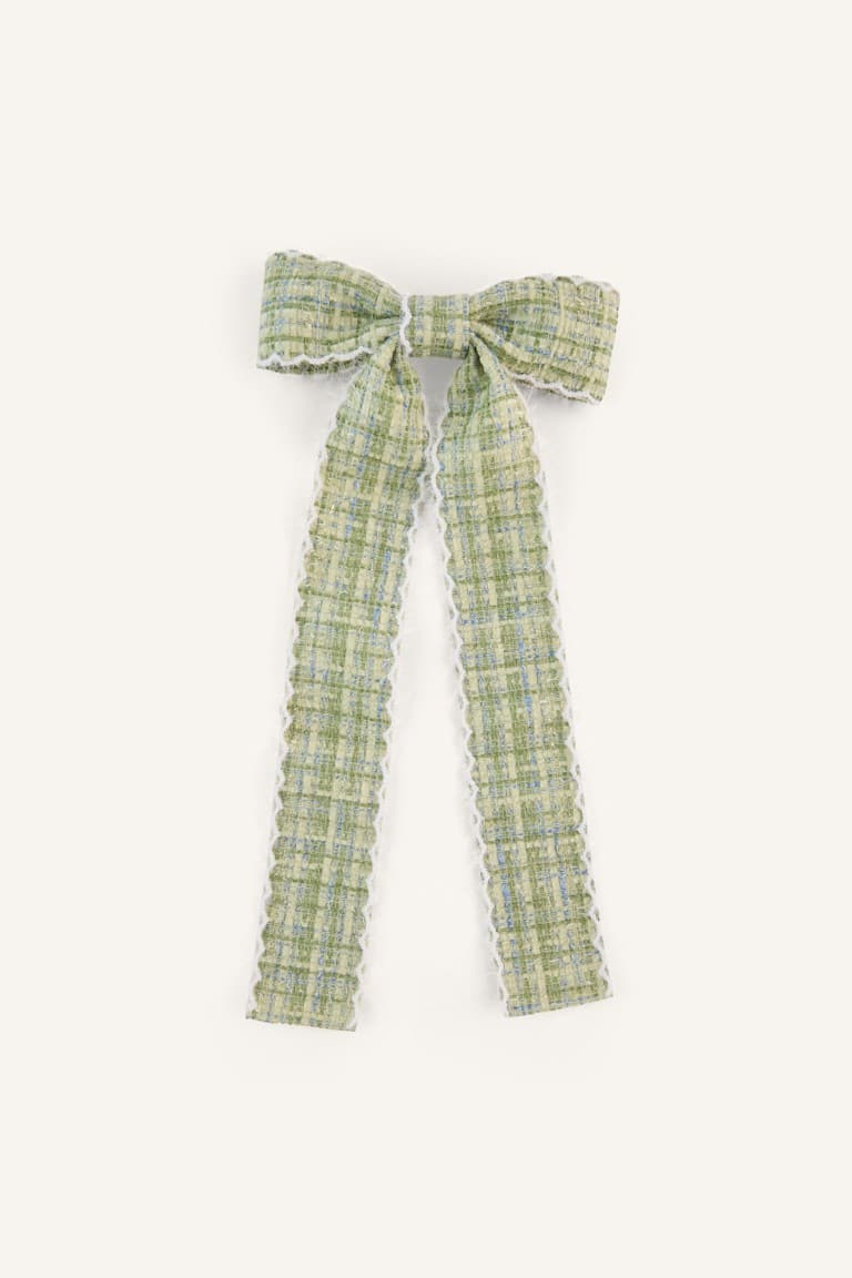 Girls Bow Detailed Hair Clip Main image